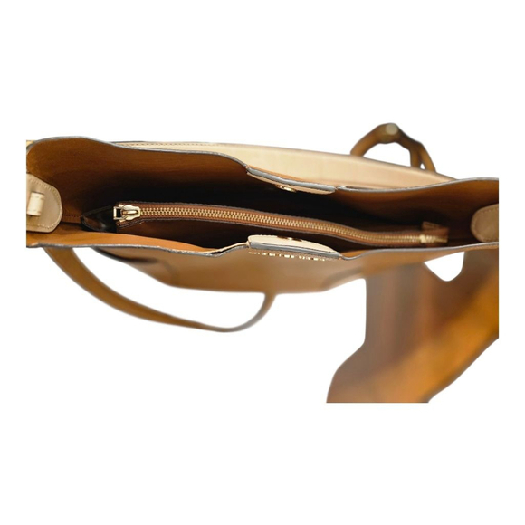 Michael Kors Tan and Beige Leather Shoulder Bag Size Large - Picture 11 of 15